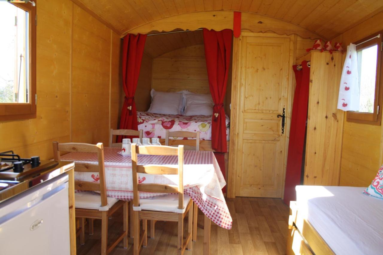 Hotel Roulotte Poulette à Mortagne-au-Perche Extérieur photo