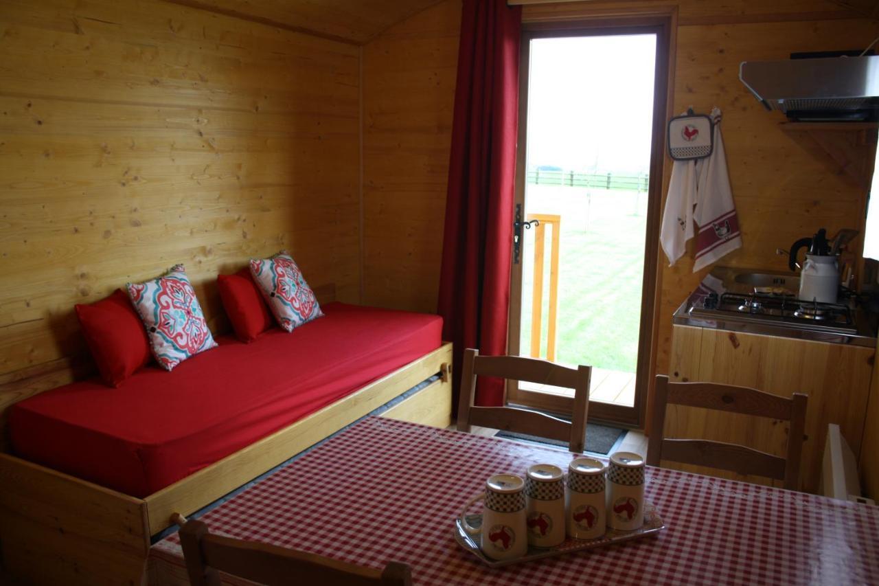 Hotel Roulotte Poulette à Mortagne-au-Perche Extérieur photo